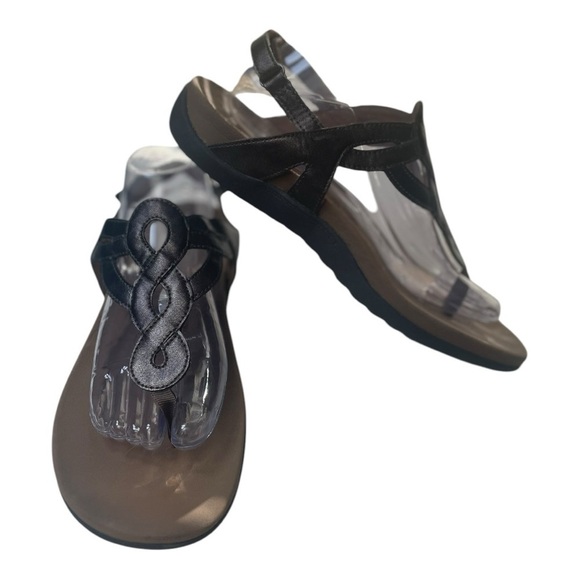 Cobb Hill By New Balance Women’s Ramona Bronze Adjustable Ankle Strap Sandals - Picture 3 of 11